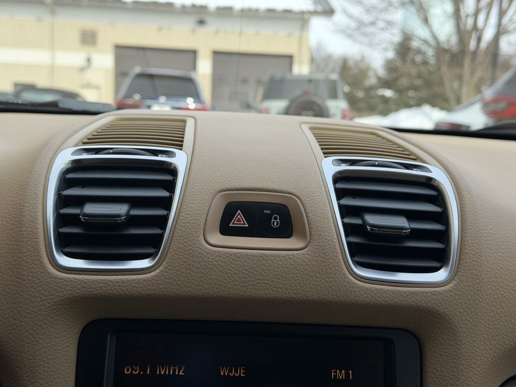 Used 2014 Porsche Cayman w/ Infotainment Package image 37