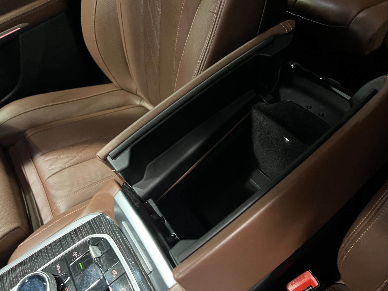 Used 2021 BMW X7 xDrive40i w/ M Sport Package image 24