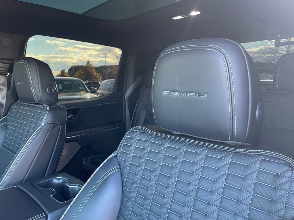 Used 2025 GMC Sierra EV Denali image 21