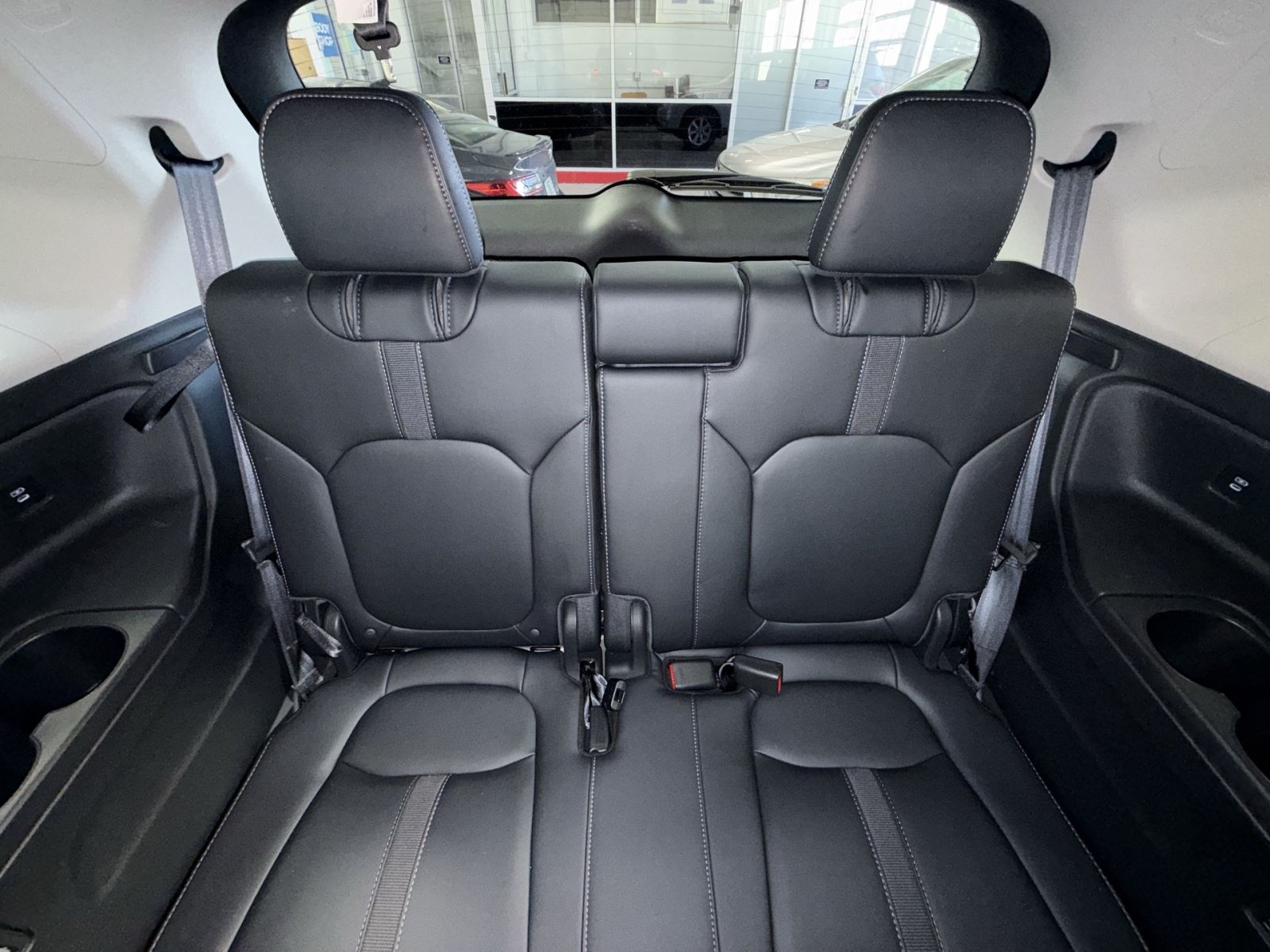 Used 2025 Honda Pilot EX-L image 25