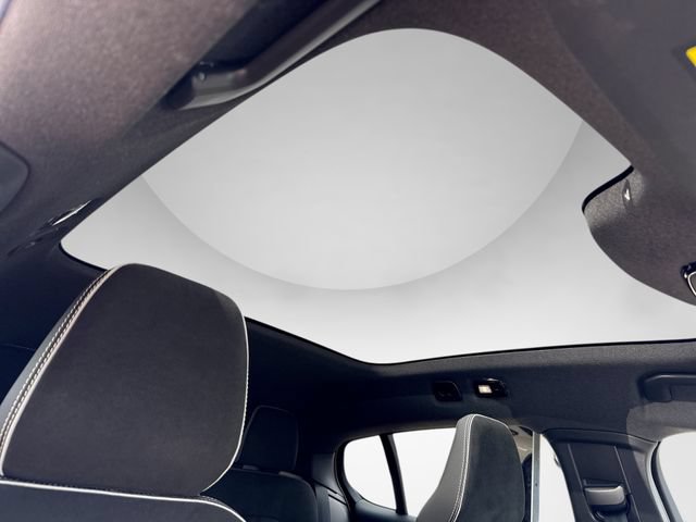 Certified 2023 Volvo C40 P8 Recharge Ultimate w/ Protection Package Premier AWD/4WD image 19