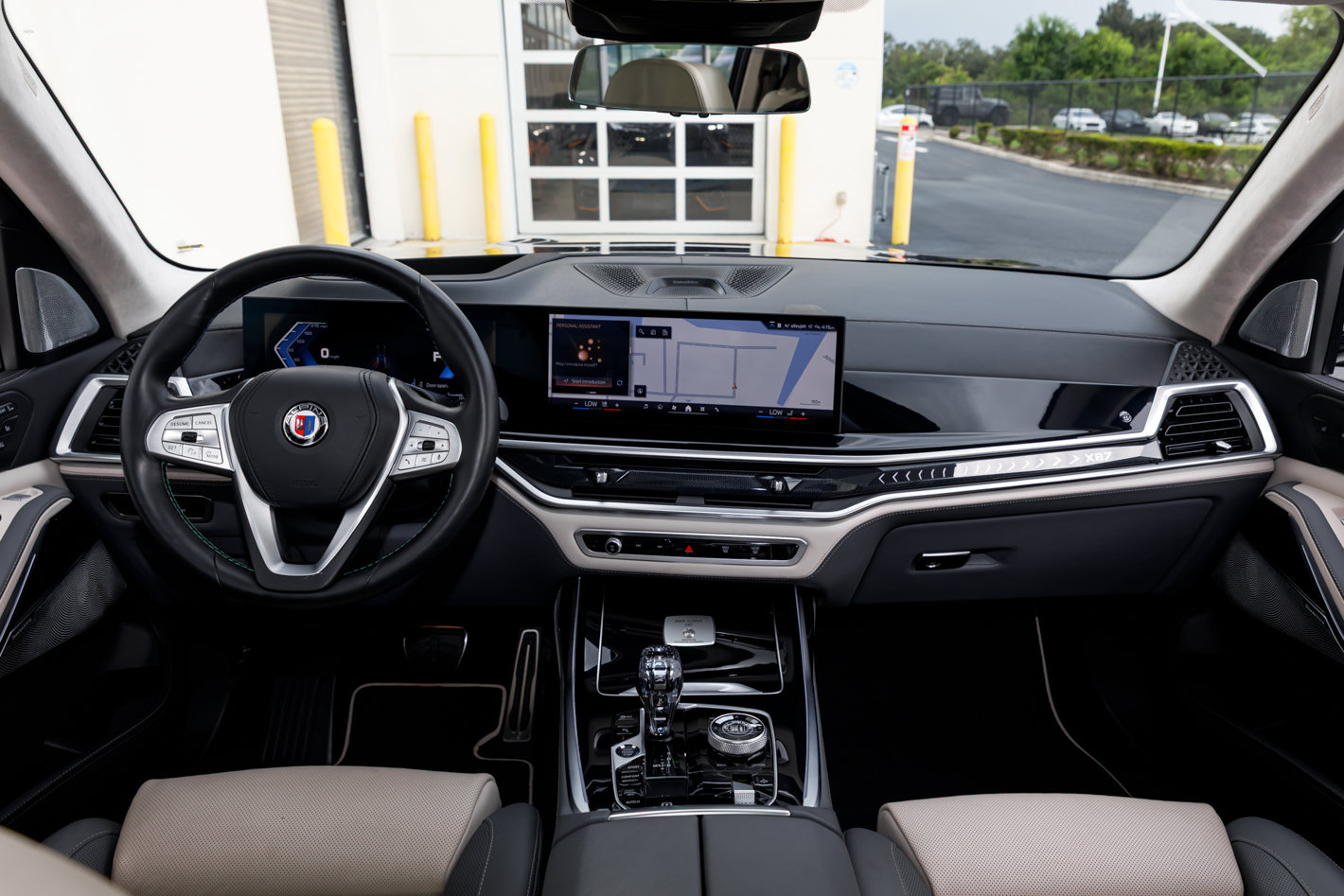 Used 2025 BMW ALPINA XB7 AWD/4WD image 38