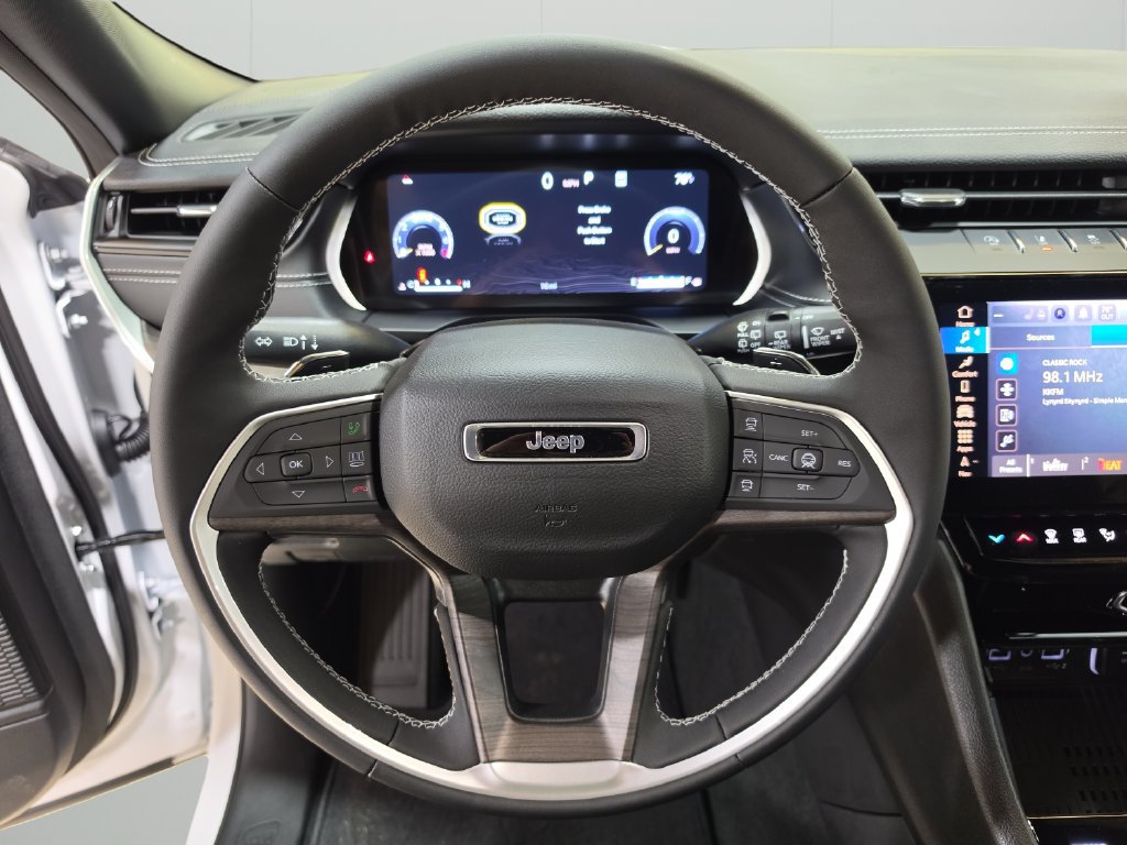 New 2027 Jeep Grand Cherokee 4WD image 18
