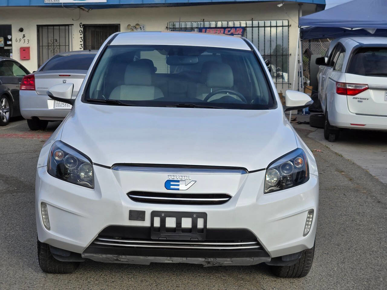 Used 2012 Toyota RAV4 EV image 4