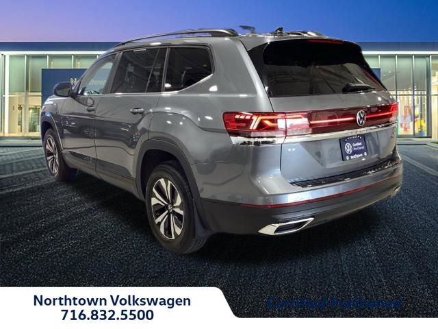 Used 2024 Volkswagen Atlas SE image 3