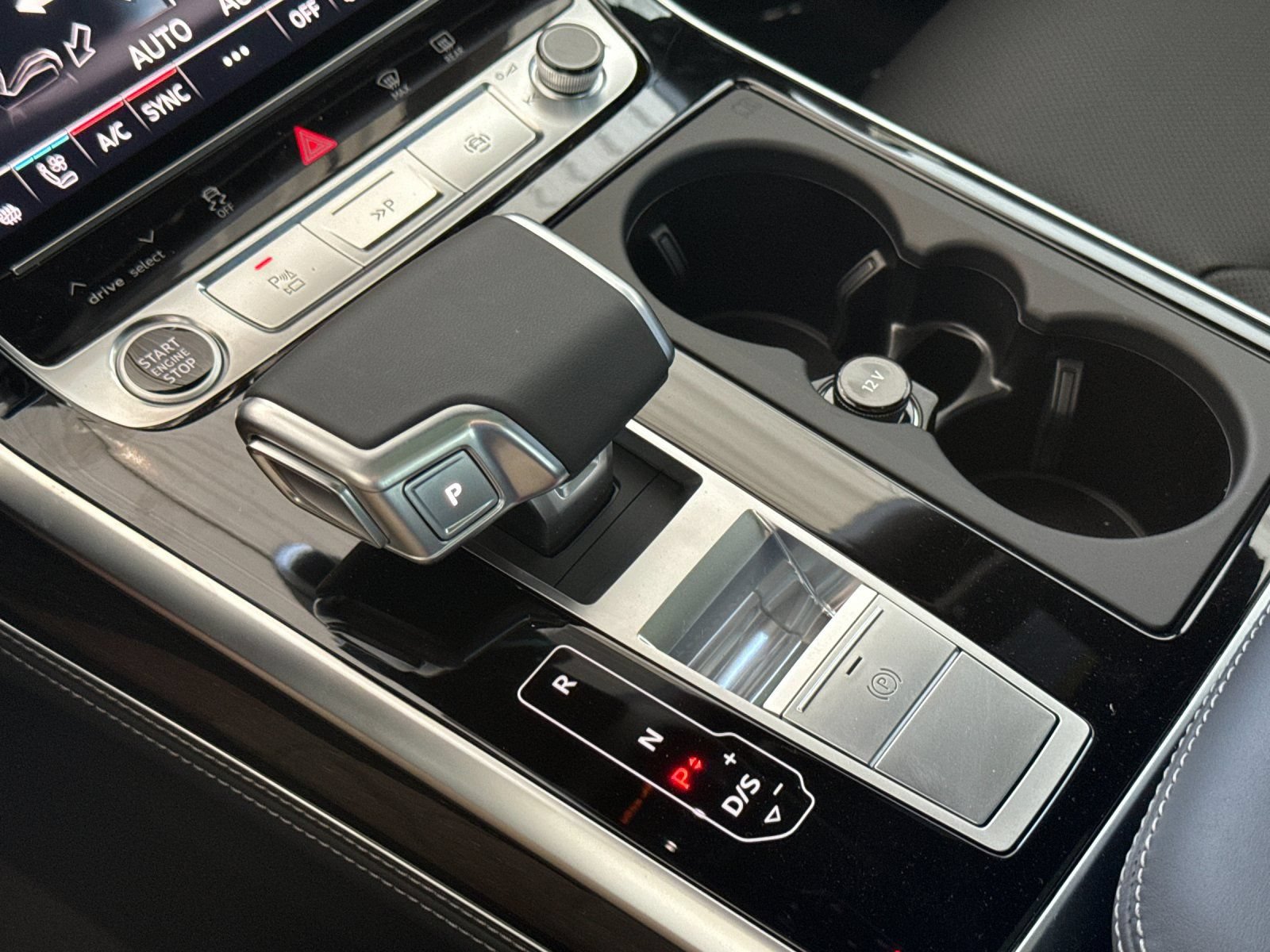 New 2026 Audi Q8 Prestige AWD/4WD image 21
