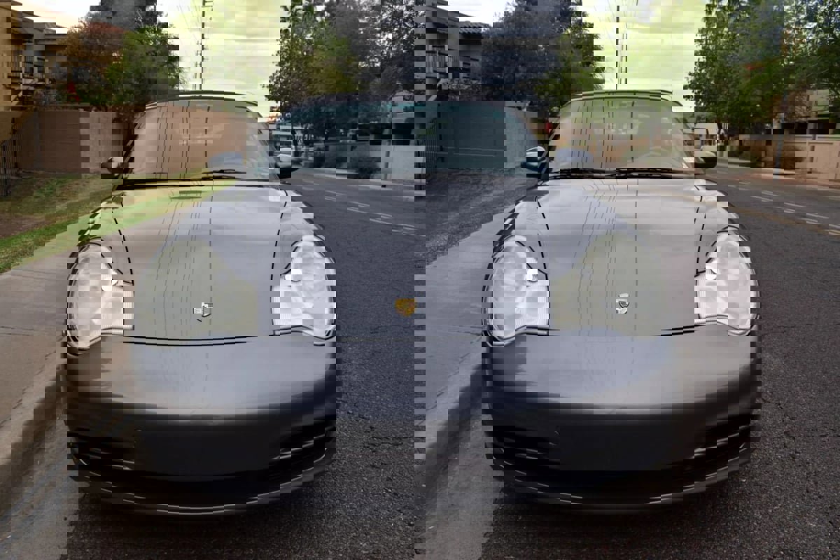 Used 2002 Porsche 911 Cabriolet image 2