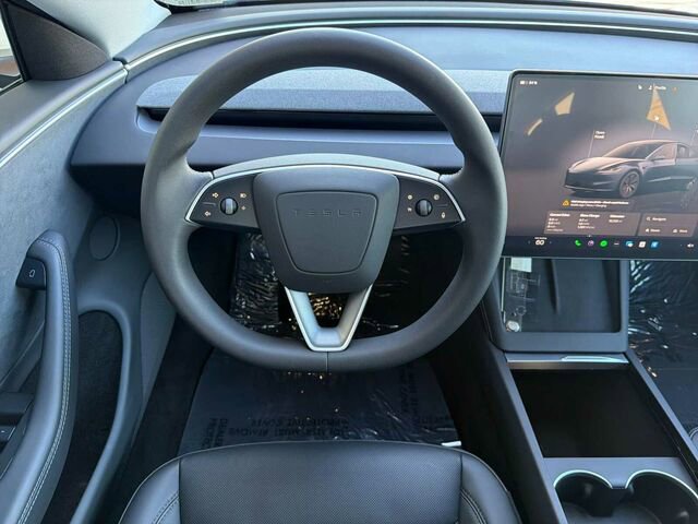Used 2025 Tesla Model 3 Long Range image 18
