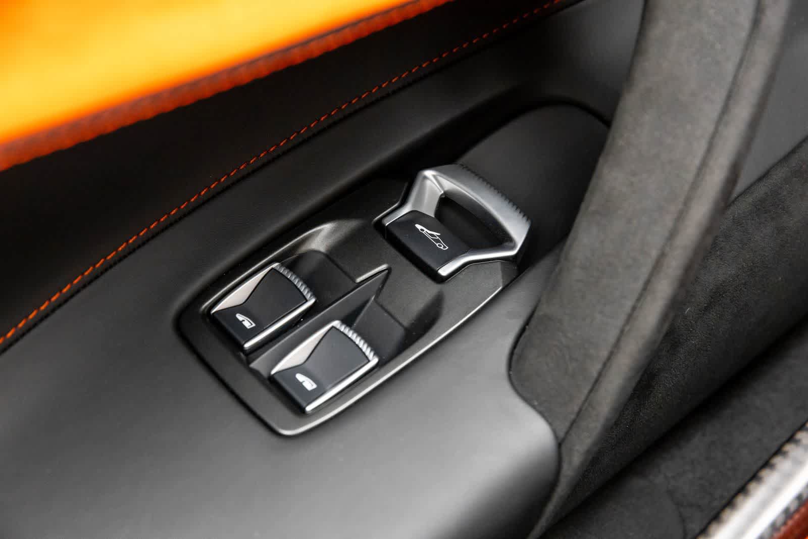 New 2026 McLaren 750S Spider RWD image 48