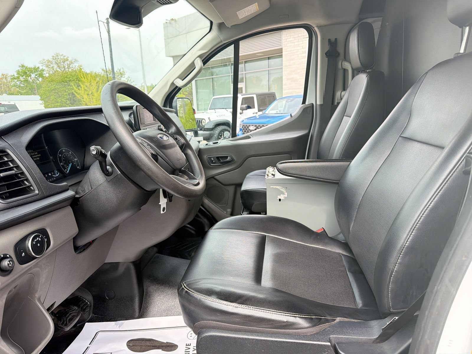Used 2020 Ford Transit 350 Low Roof RWD image 11