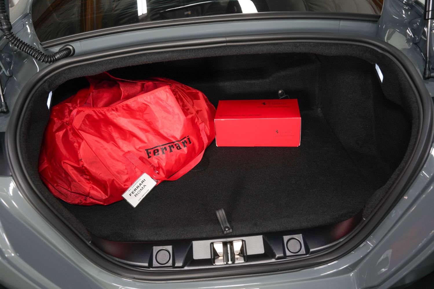 Used 2022 Ferrari Roma image 44