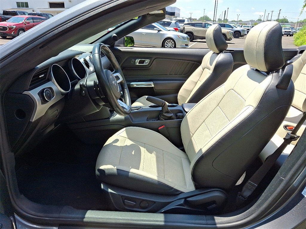 Used 2023 Ford Mustang GT Premium image 14