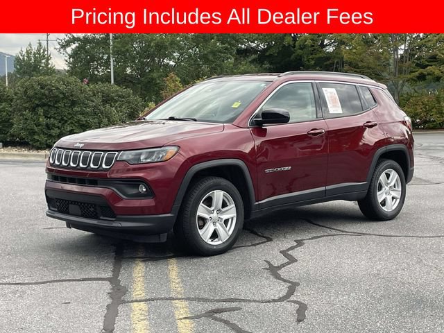 Used 2022 Jeep Compass Latitude w/ Convenience Group AWD/4WD image 1