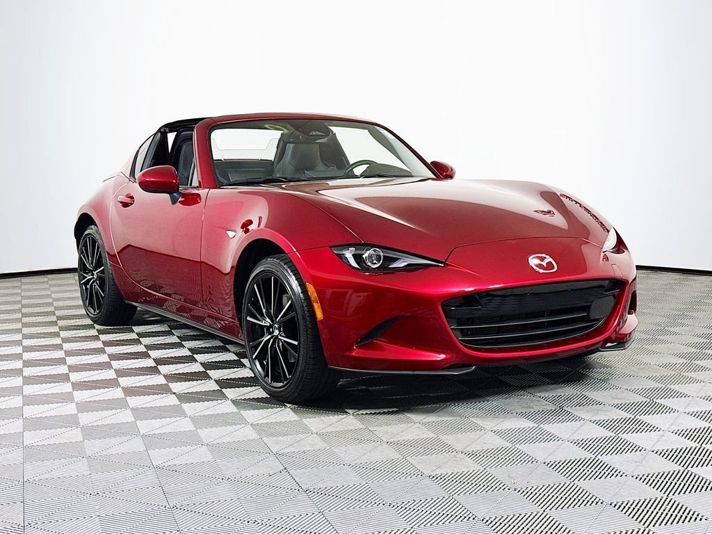 Used 2025 MAZDA MX-5 Miata RF Grand Touring RWD image 2