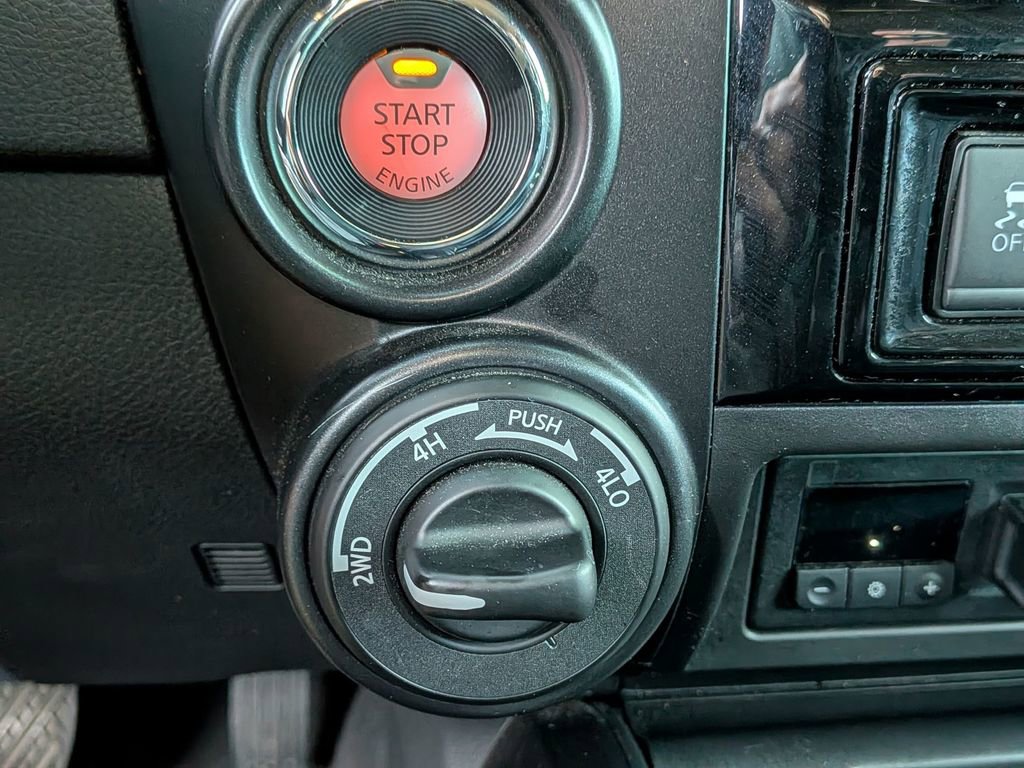 Used 2021 Nissan Titan PRO-4X w/ Pro-4x Convenience Package image 34
