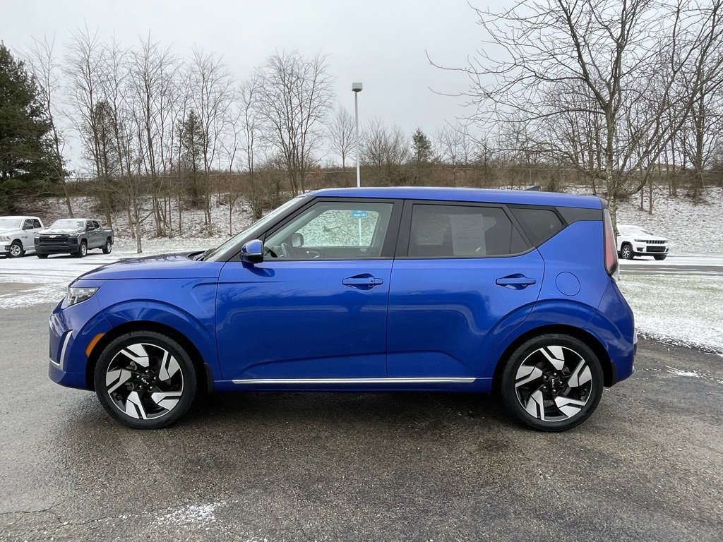 Certified 2023 Kia Soul GT-Line image 6