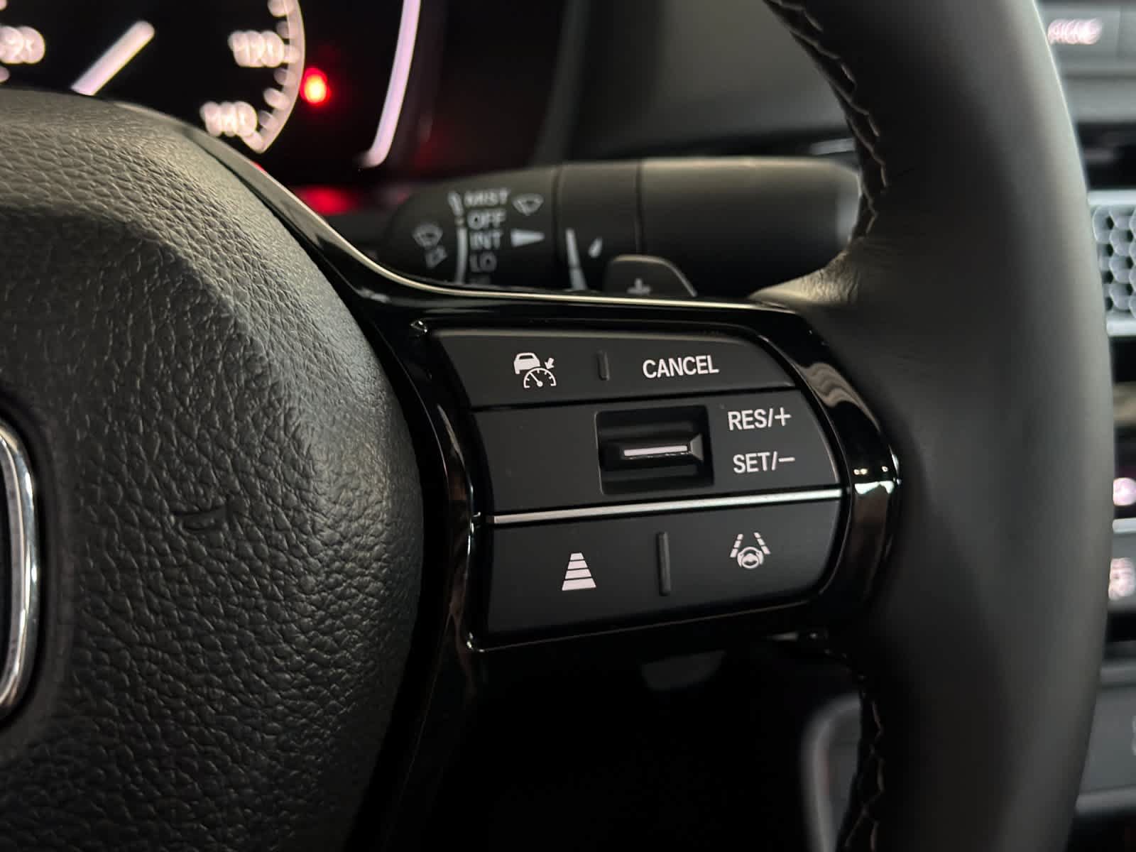 Used 2025 Honda Civic Sport image 25