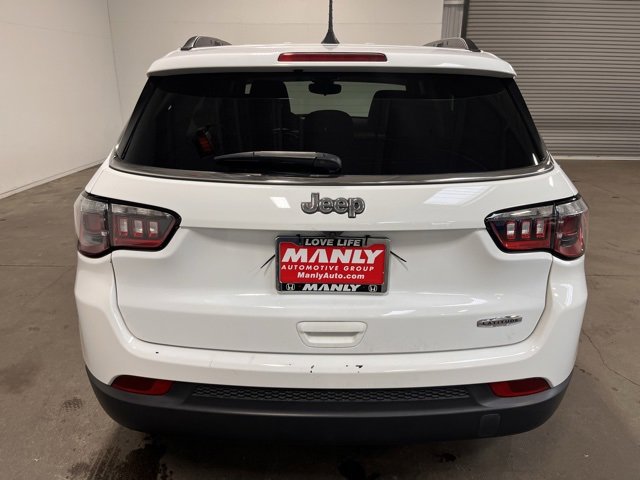 Used 2022 Jeep Compass Latitude image 4