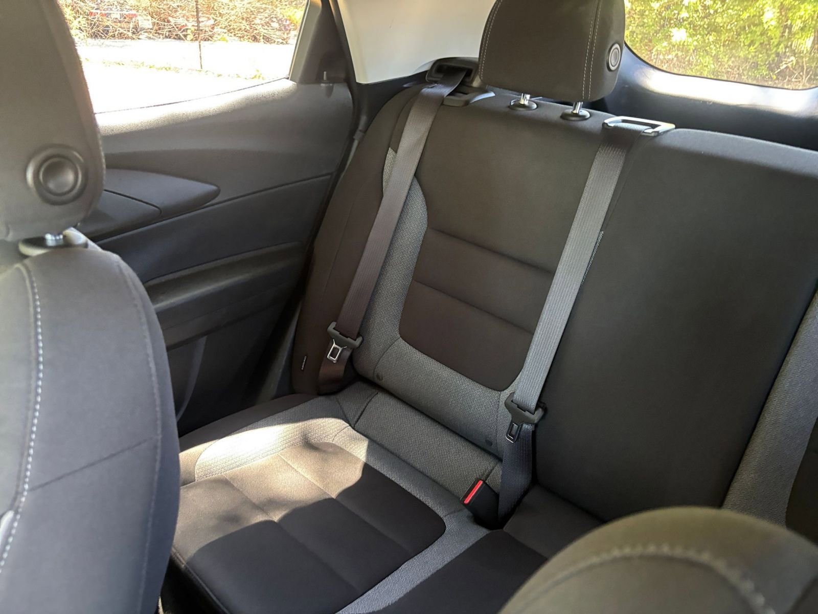 Used 2025 Chevrolet TrailBlazer LT FWD image 40