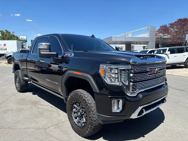 Used 2021 GMC Sierra 2500 Denali w/ Denali Black Diamond Edition AWD/4WD video 3