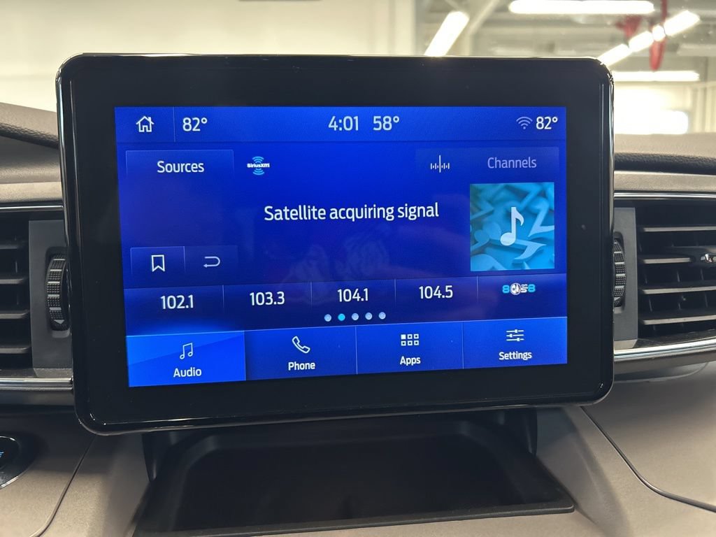 Used 2023 Ford Explorer XLT w/ Equipment Group 202A AWD/4WD image 12