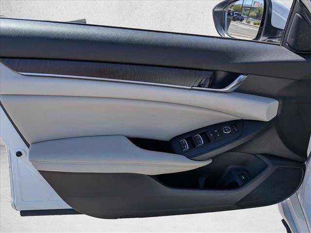 Used 2019 Honda Accord EX image 10
