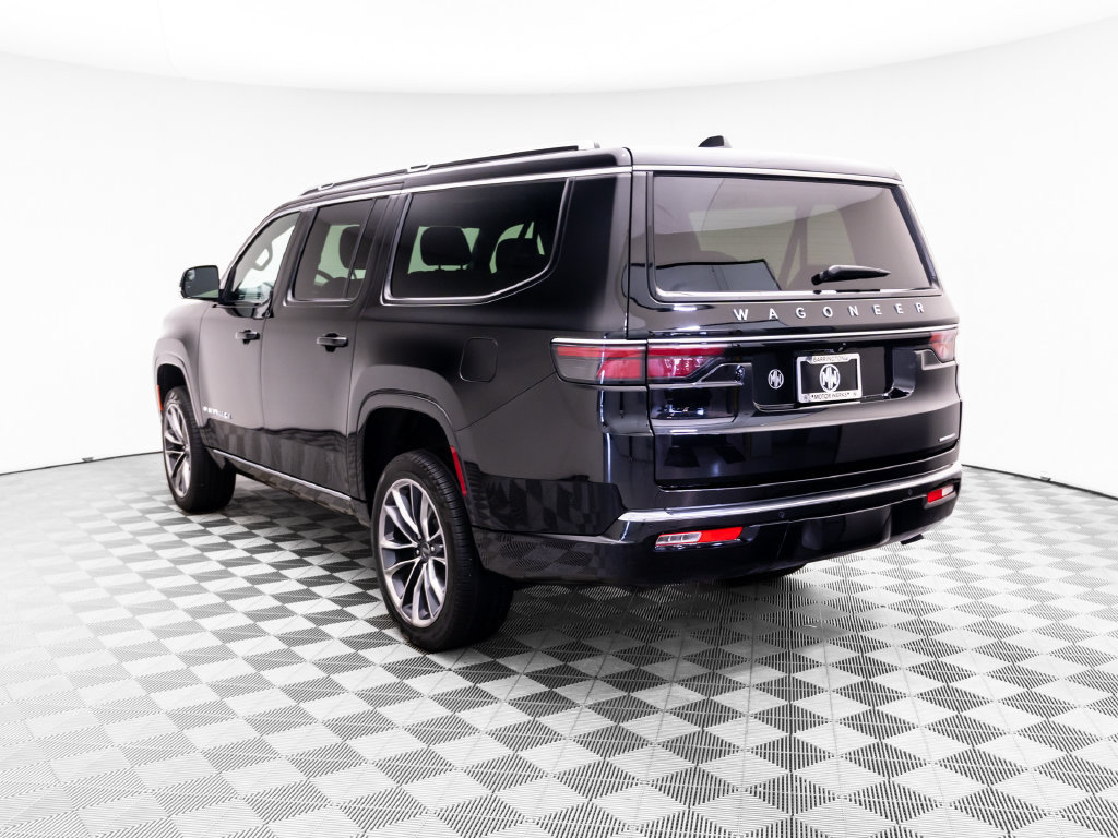 Used 2024 Jeep Wagoneer L Series III w/ Premium Group I AWD/4WD image 4