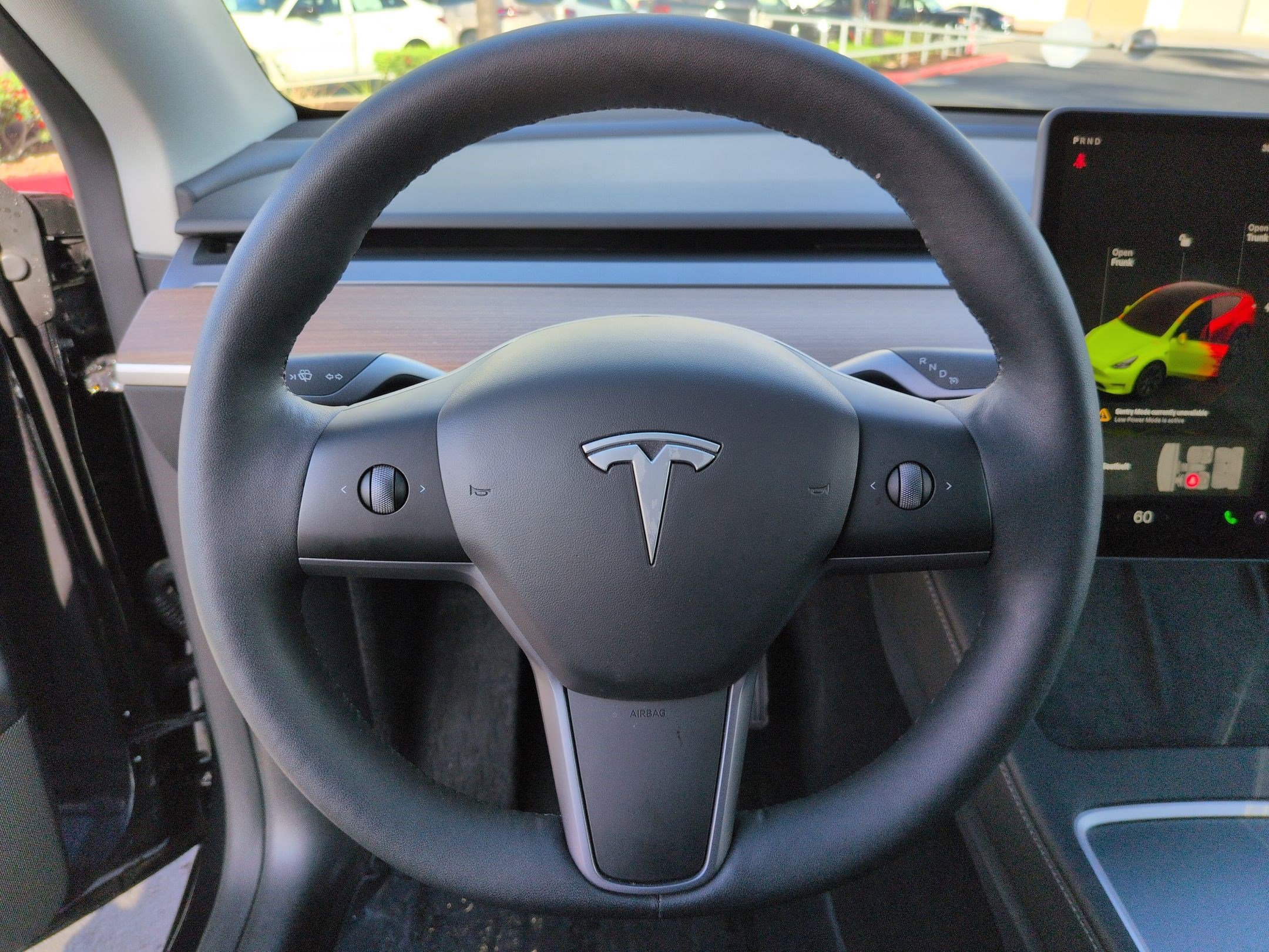 Used 2024 Tesla Model Y 2WD image 18