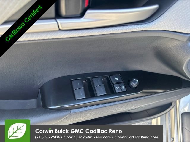 Used 2025 Toyota Camry SE w/ Convenience Package FWD image 13
