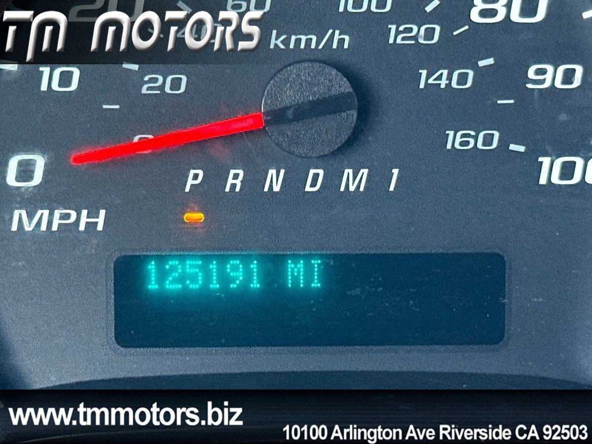 Used 2011 GMC Savana 3500 RWD image 13