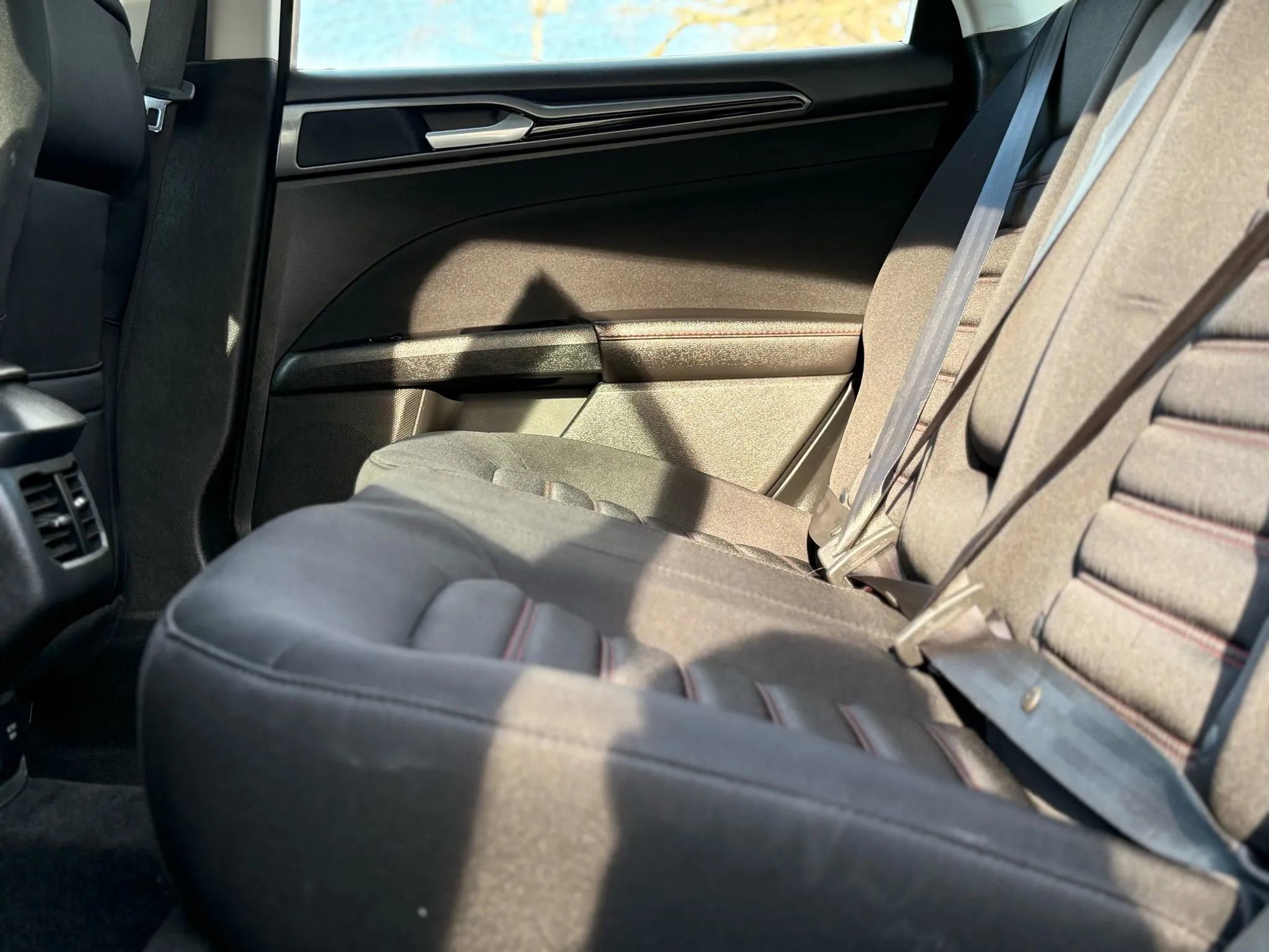 Used 2014 Ford Fusion SE image 34