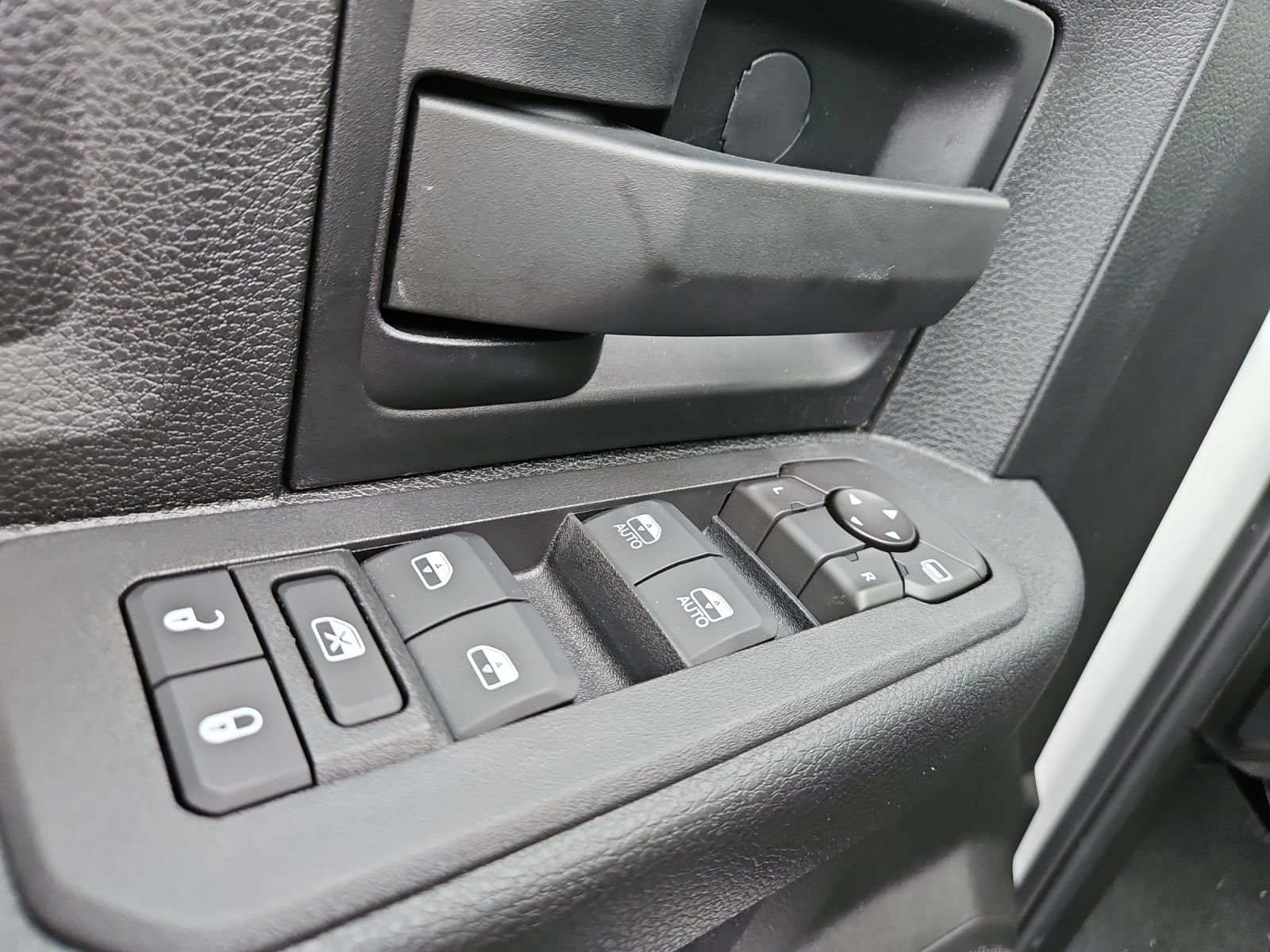 New 2026 RAM 2500 Tradesman AWD/4WD image 22