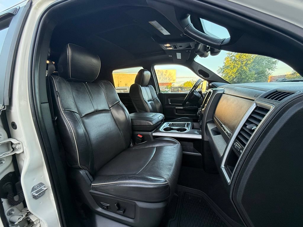 Used 2018 RAM 3500 Laramie Longhorn AWD/4WD image 36
