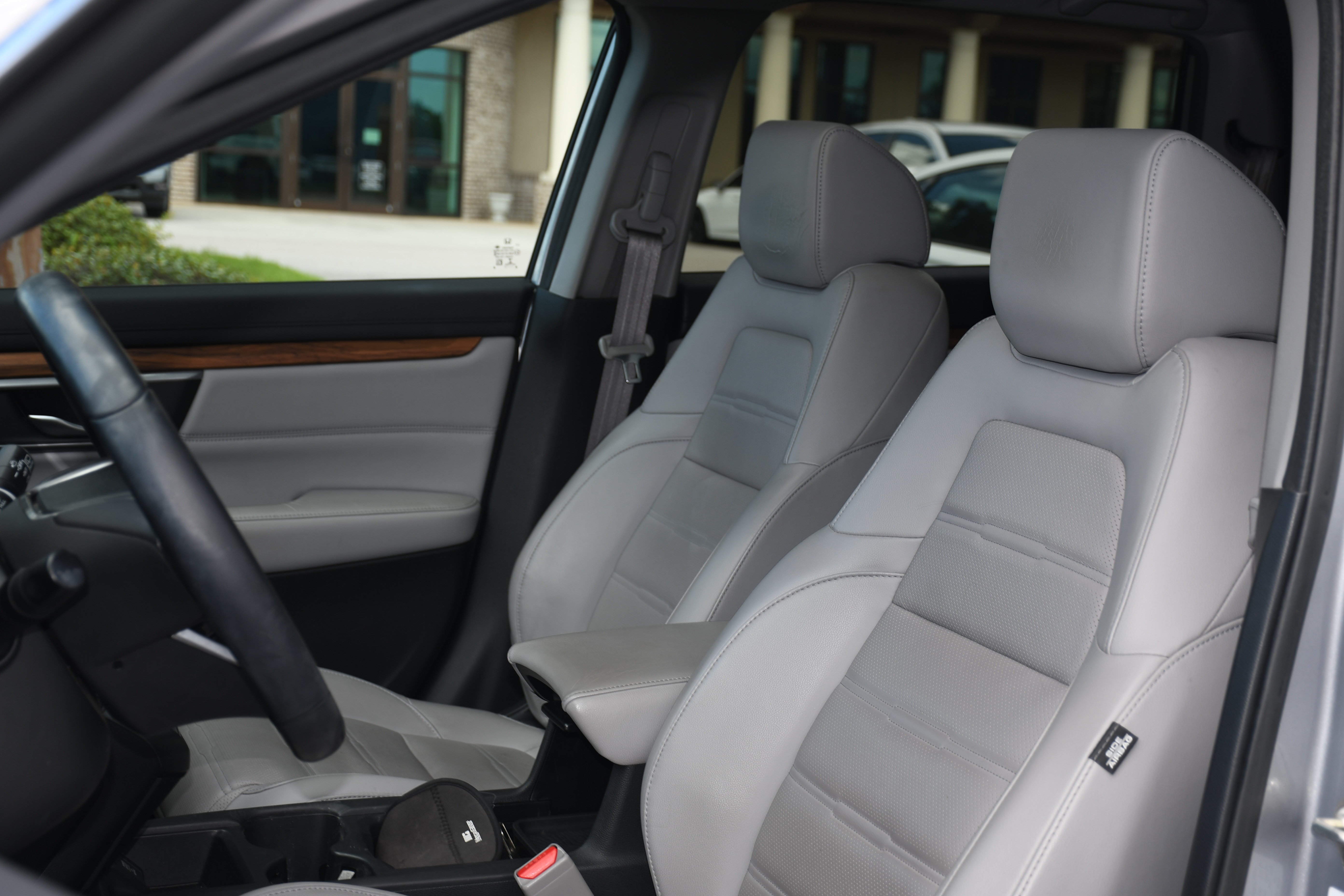 Used 2017 Honda CR-V Touring image 14