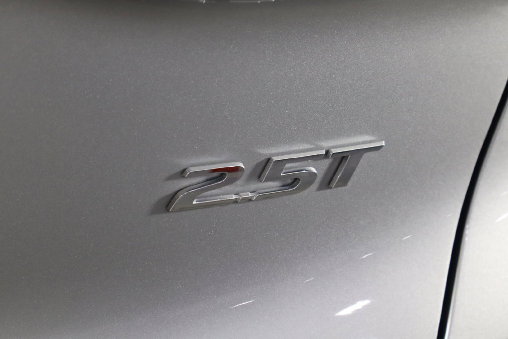Used 2022 Hyundai Santa Fe Calligraphy FWD image 47
