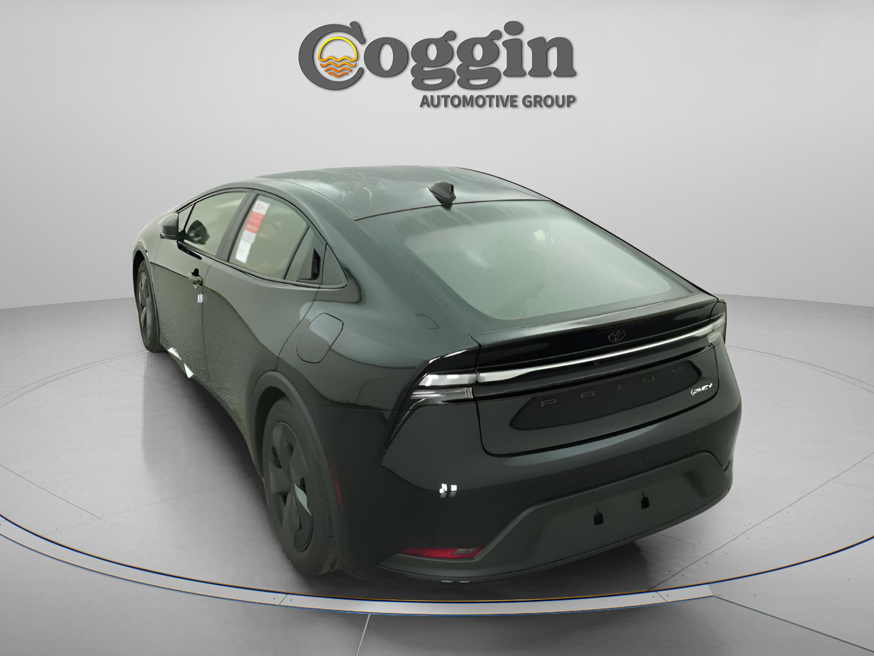 New 2026 Toyota Prius Plug-In Hybrid FWD image 11