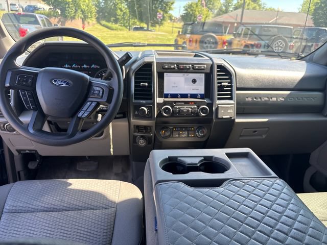 Used 2022 Ford F350 XLT w/ XLT Premium Package AWD/4WD image 13