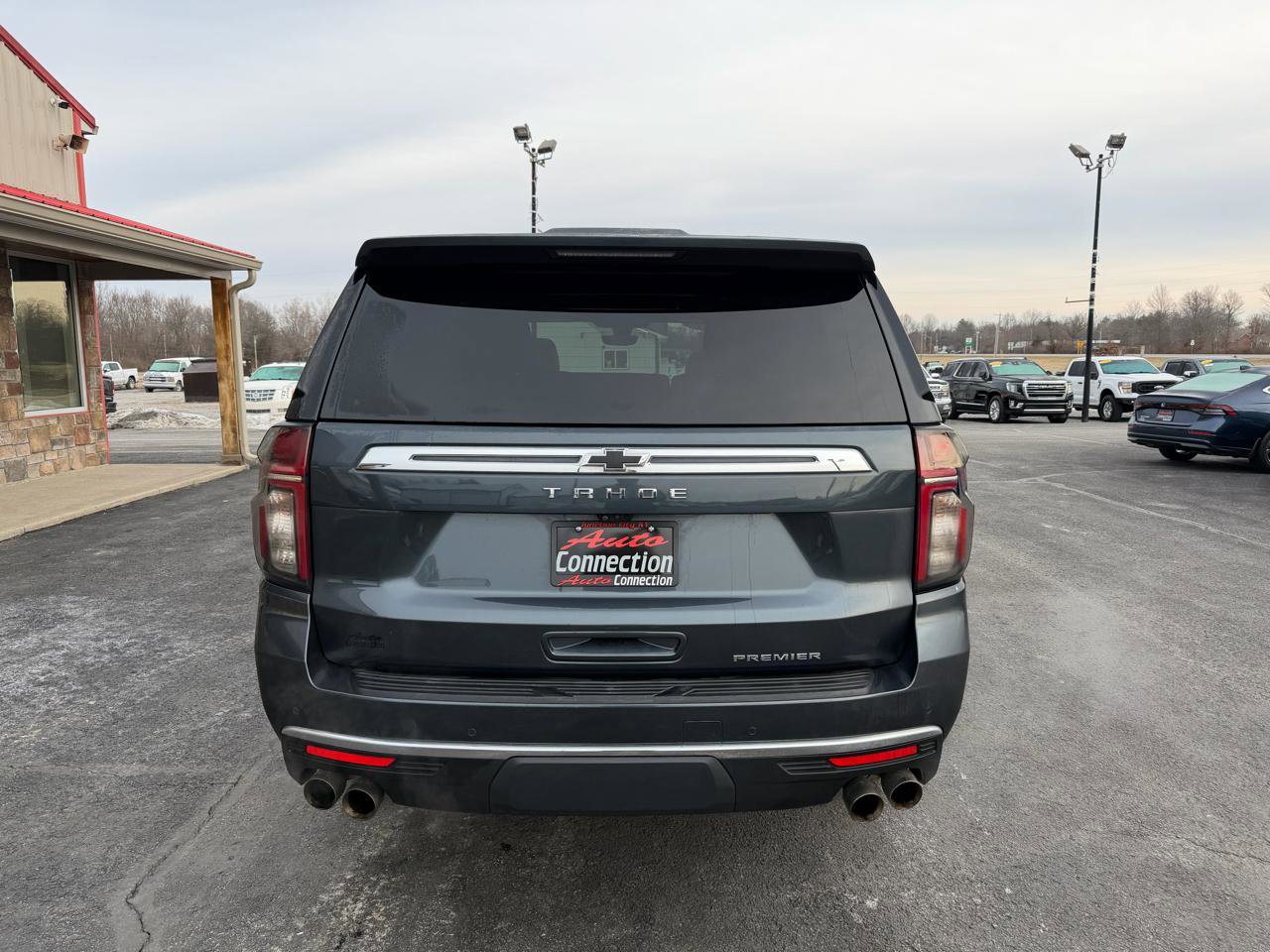 Used 2021 Chevrolet Tahoe Premier w/ Premium Package image 5