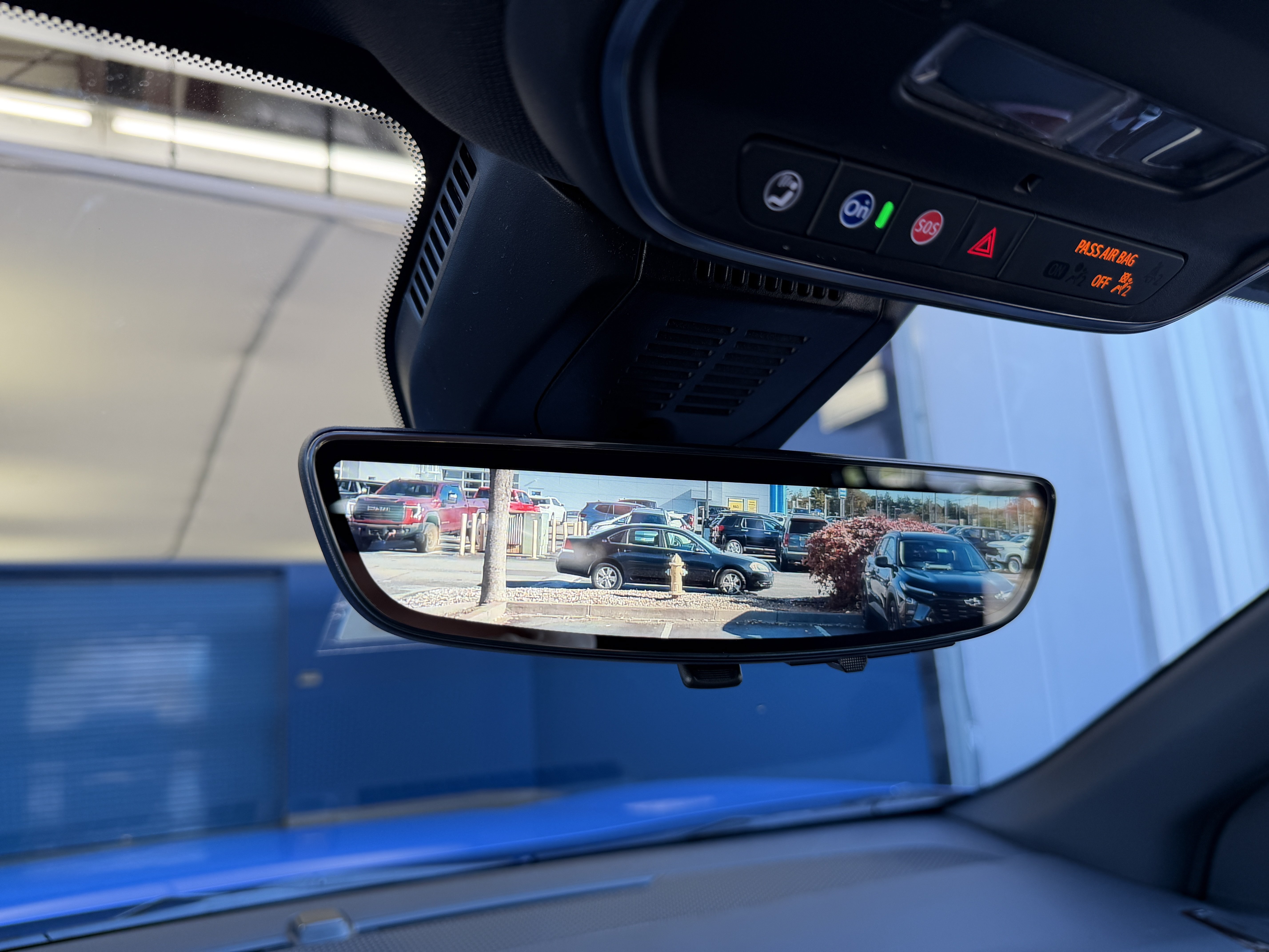 New 2027 Chevrolet Equinox RS w/ Safety and Technology Package FWD image 25