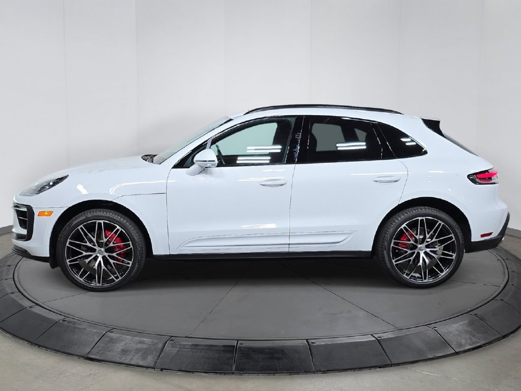 Certified 2026 Porsche Macan S AWD/4WD image 2