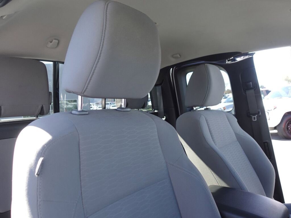 Certified 2019 Toyota Tacoma SR w/ SR Convenience Package image 15