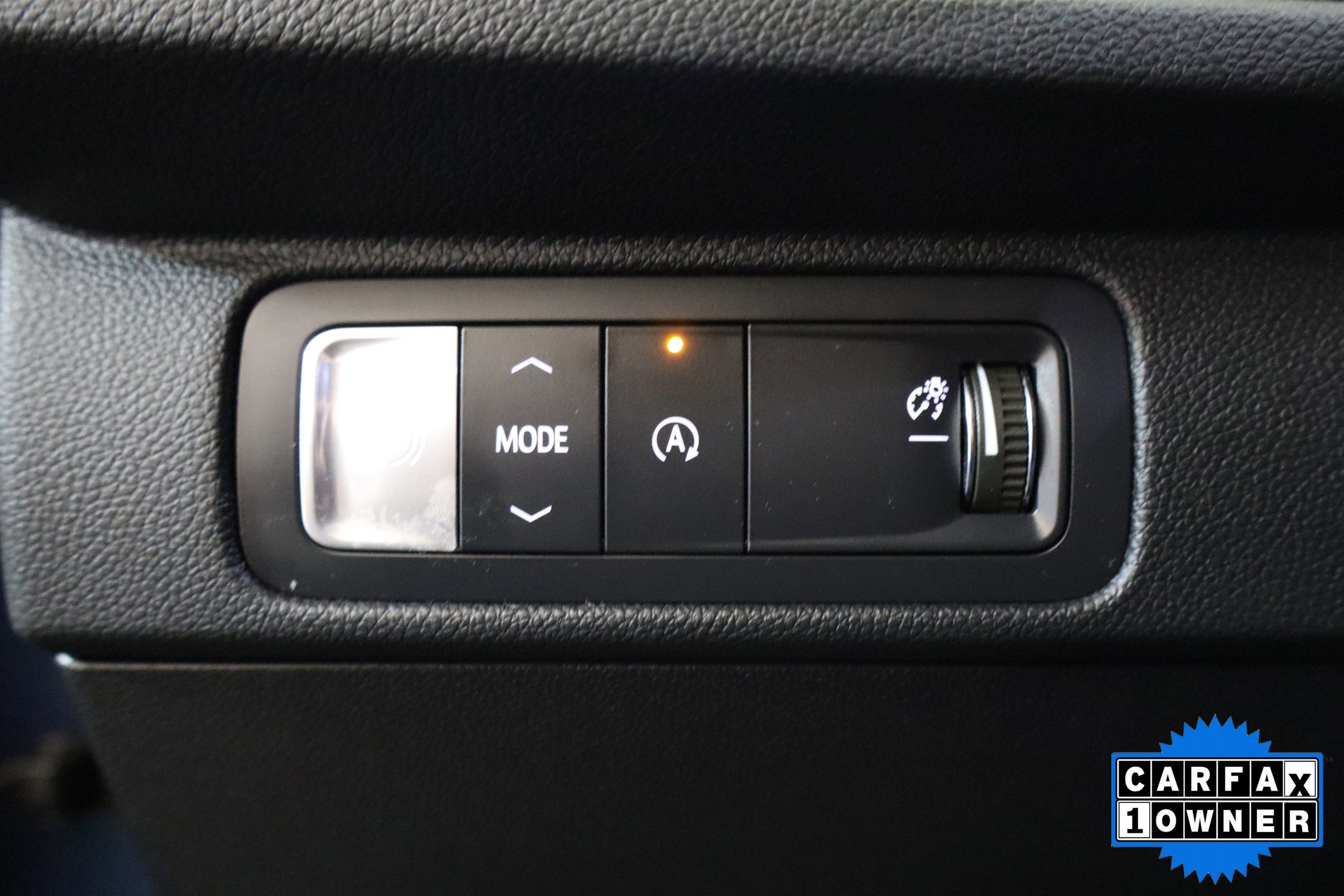 Used 2025 Chevrolet Traverse LT image 31