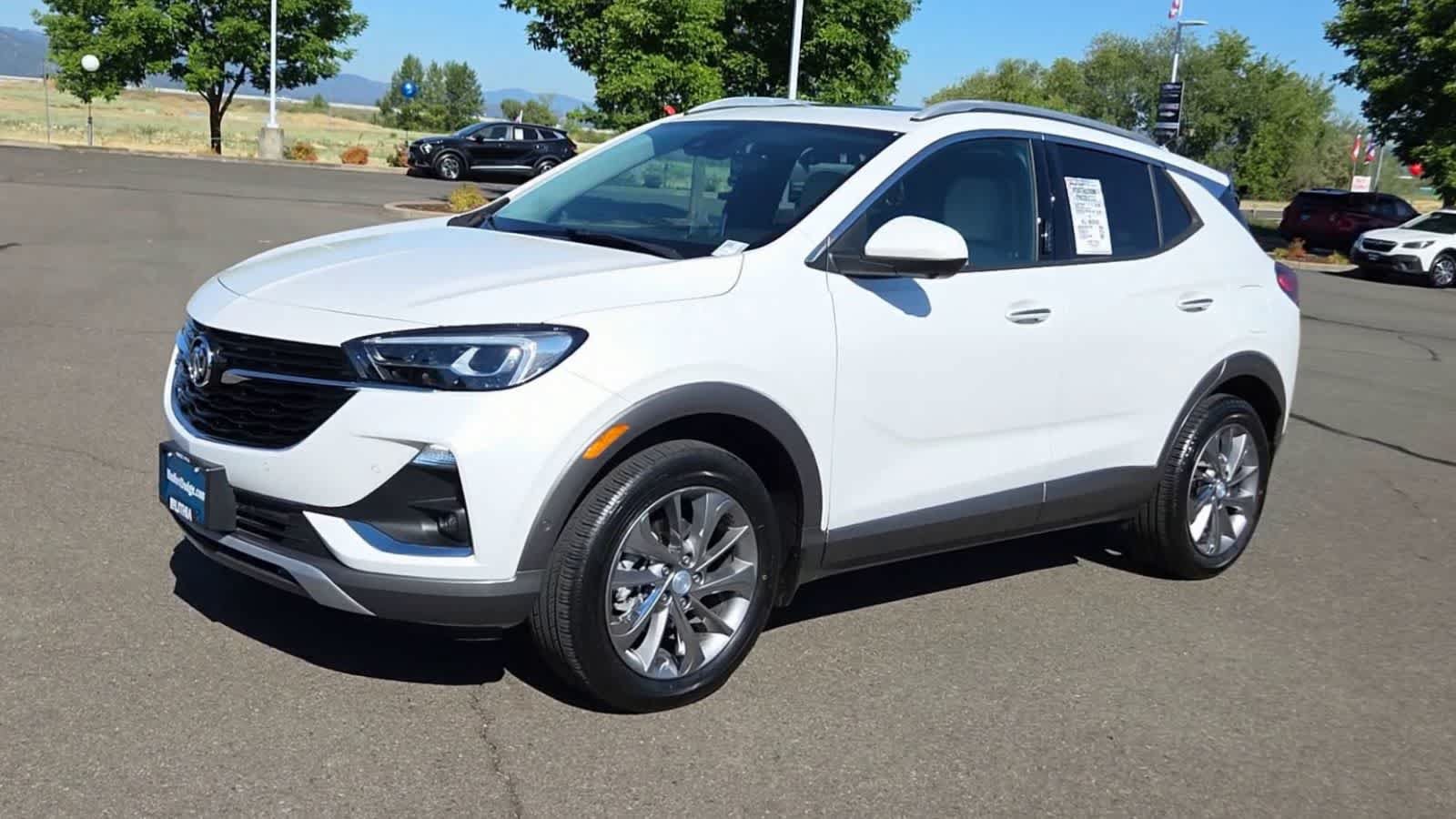 Used 2021 Buick Encore GX Essence w/ Advanced Technology Package AWD/4WD image 4