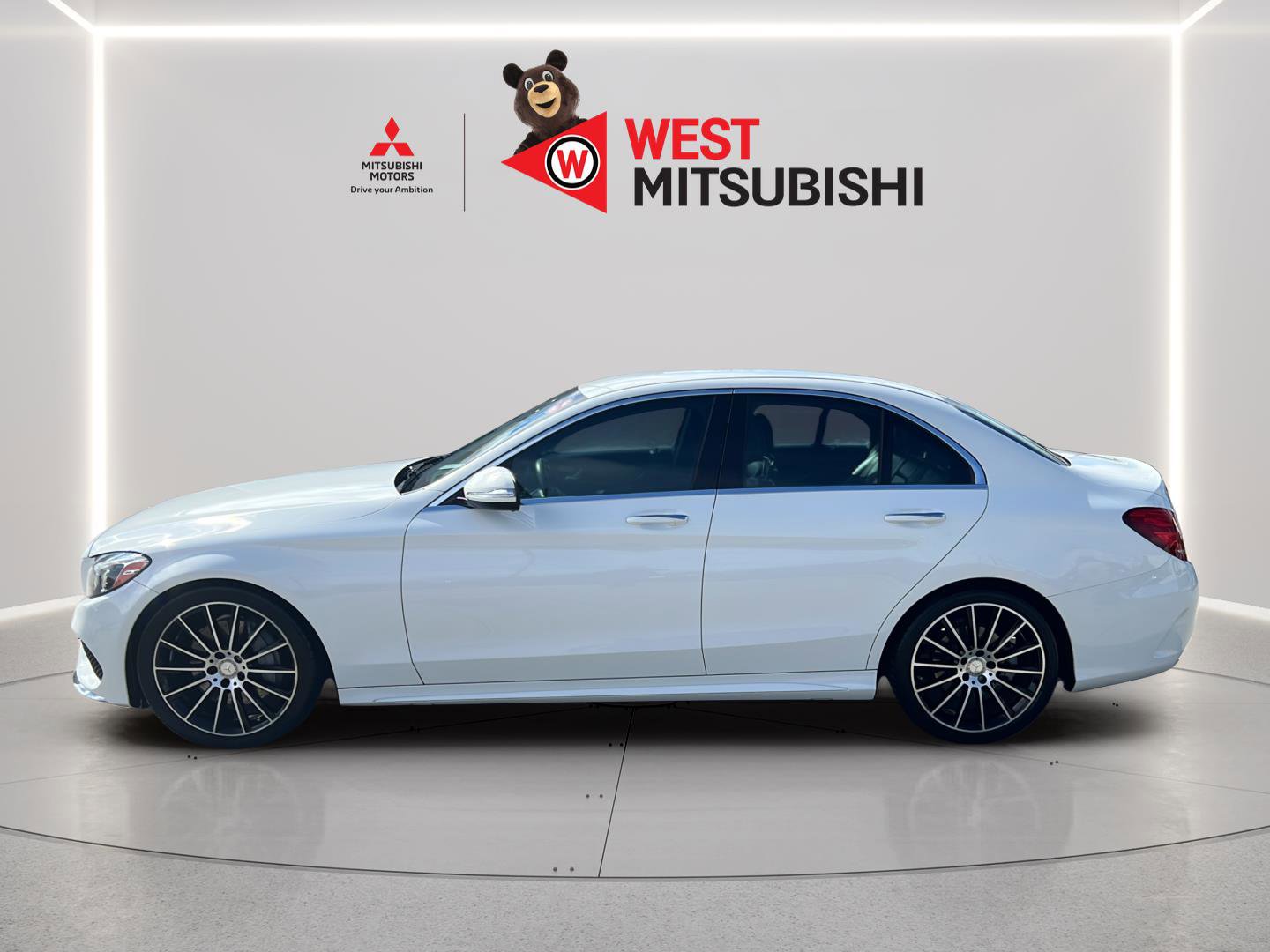 Used 2015 Mercedes-Benz C 300 Sport image 3