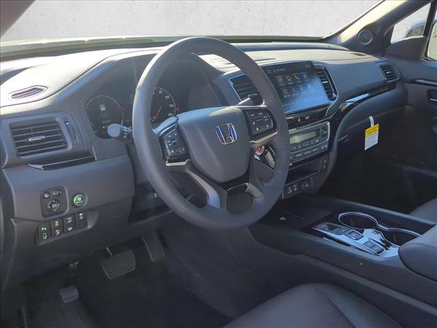 New 2026 Honda Ridgeline Black Edition video 3