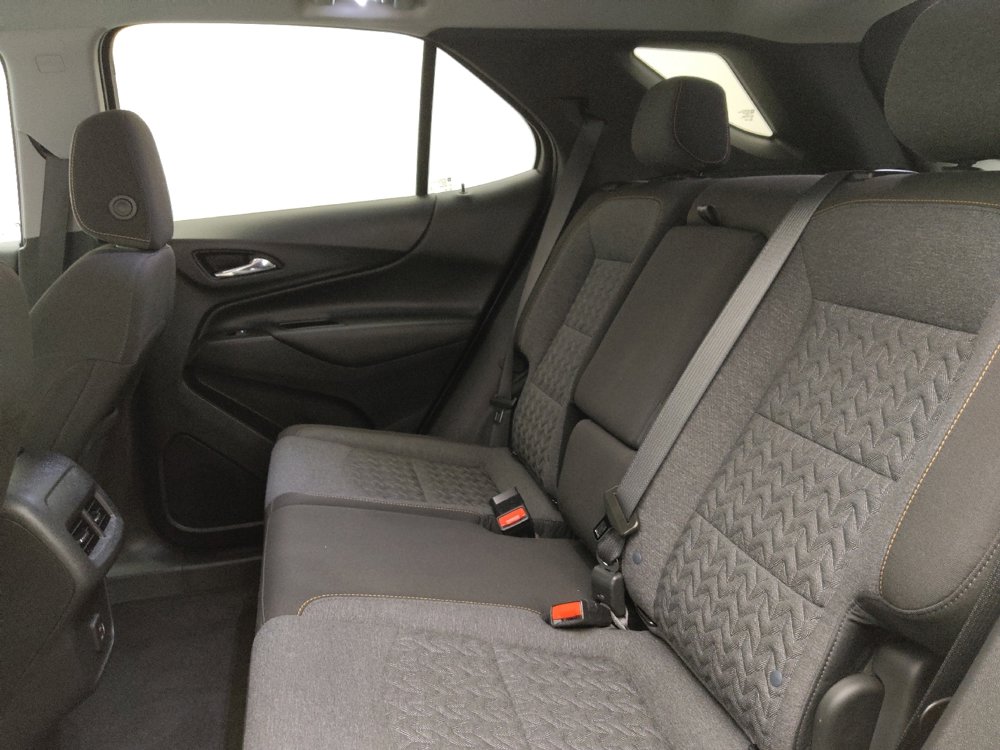 Used 2023 Chevrolet Equinox LT FWD image 18
