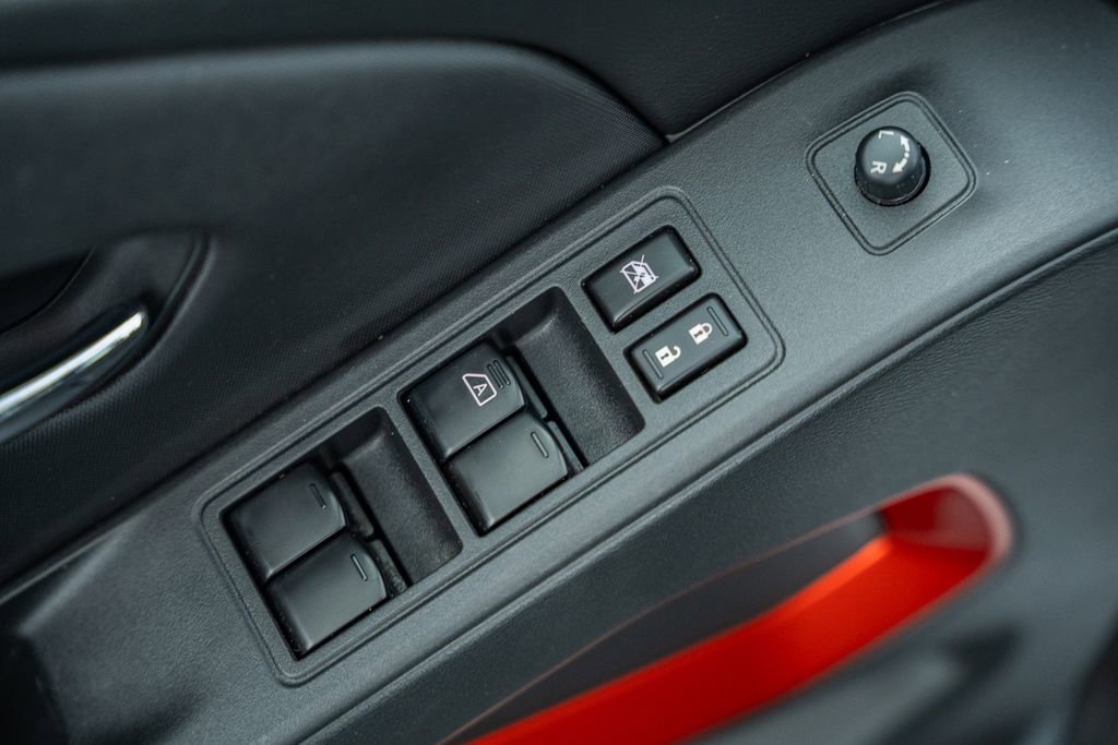 Used 2024 Nissan Frontier PRO-4X w/ Pro Convenience Package image 41