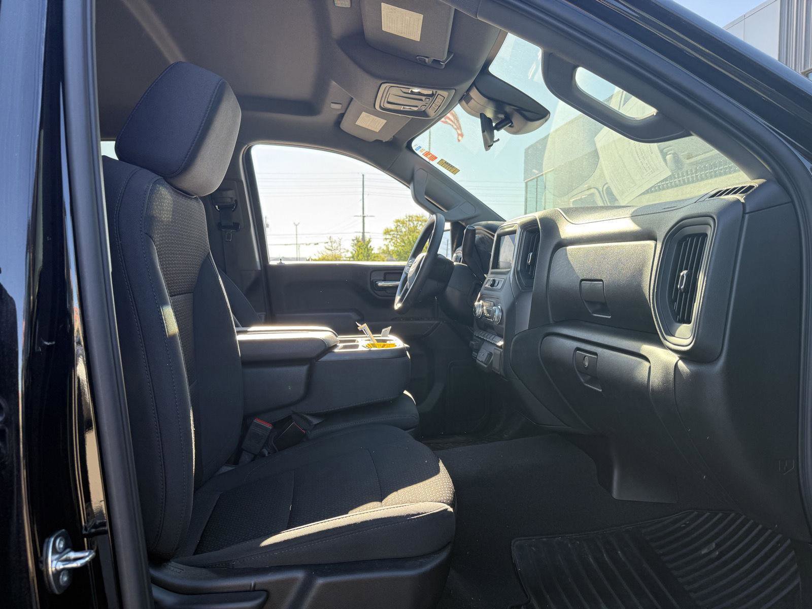 Used 2024 GMC Sierra 1500 Pro w/ Graphite Edition AWD/4WD image 12