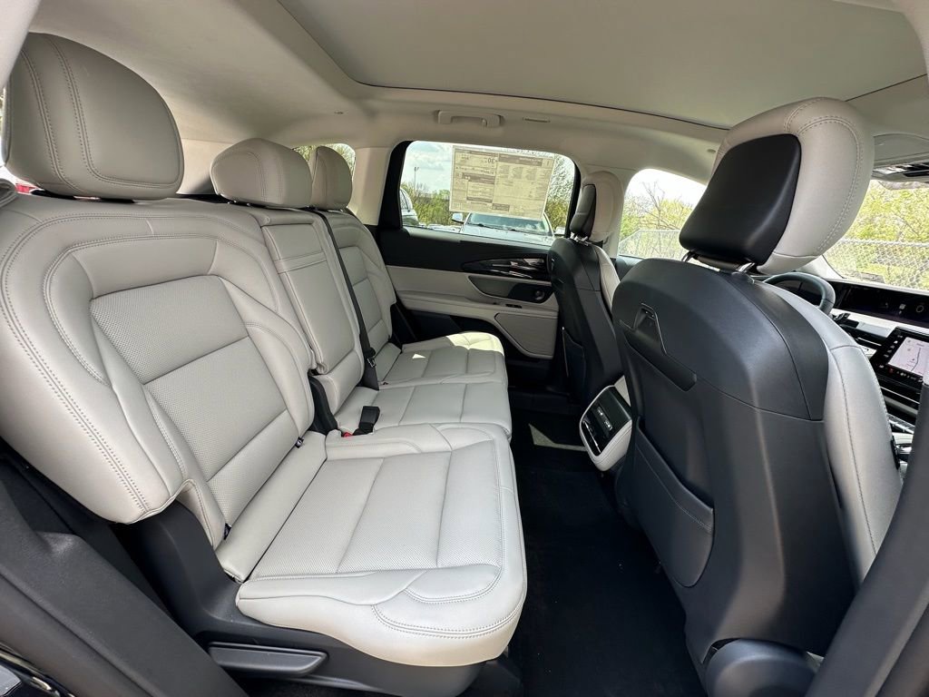 New 2026 Lincoln Nautilus Premier w/ Equipment Group 102A AWD/4WD image 26