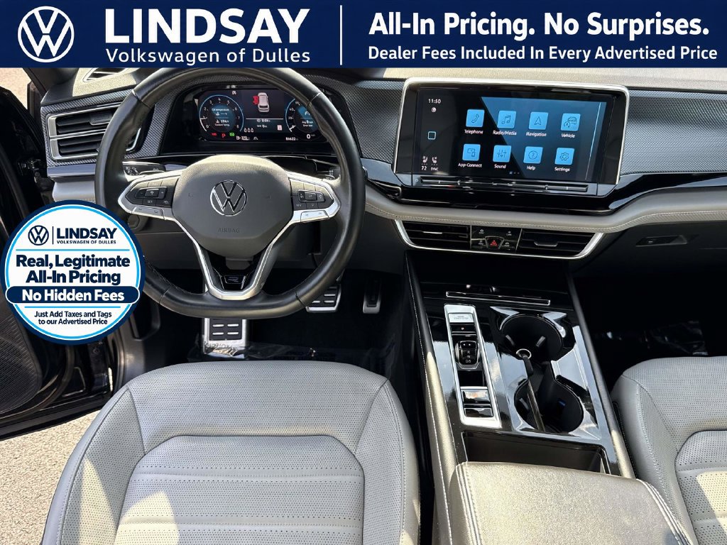 Used 2024 Volkswagen Atlas Cross Sport SEL R-Line AWD/4WD image 10